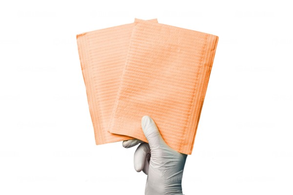 Салфетки 3-х слойные ламинированные Medicosm персиковые, 33x45см, 500 шт в упаковке (Медикосм)